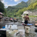 Wulai : hotsprings, waterfall and fun !